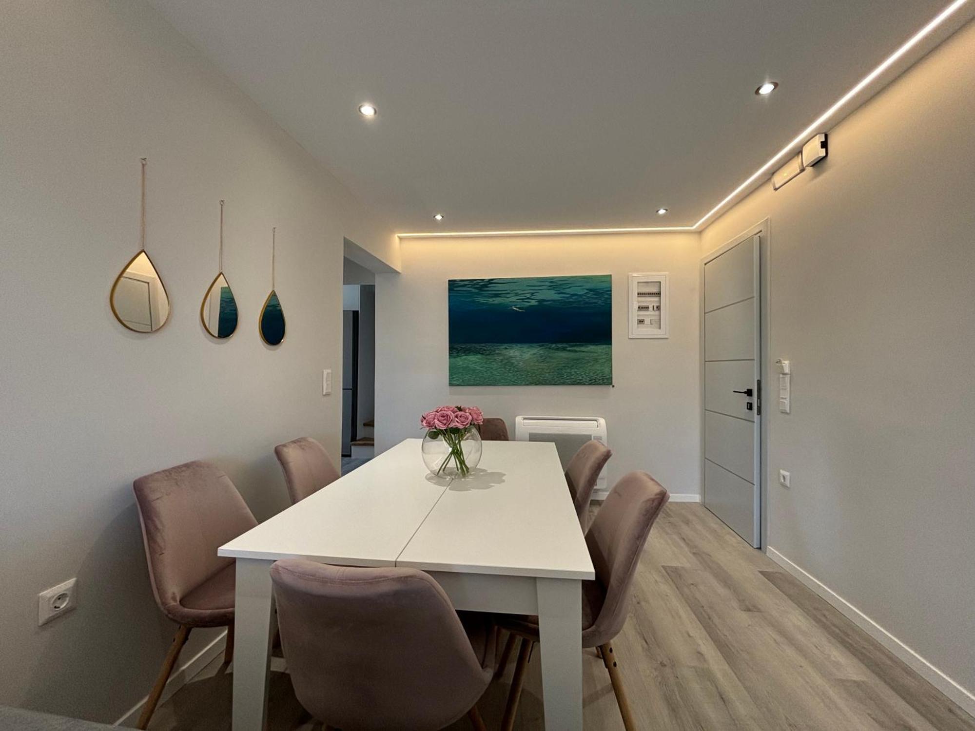 Mayflower Apartments Kassiopi Bagian luar foto