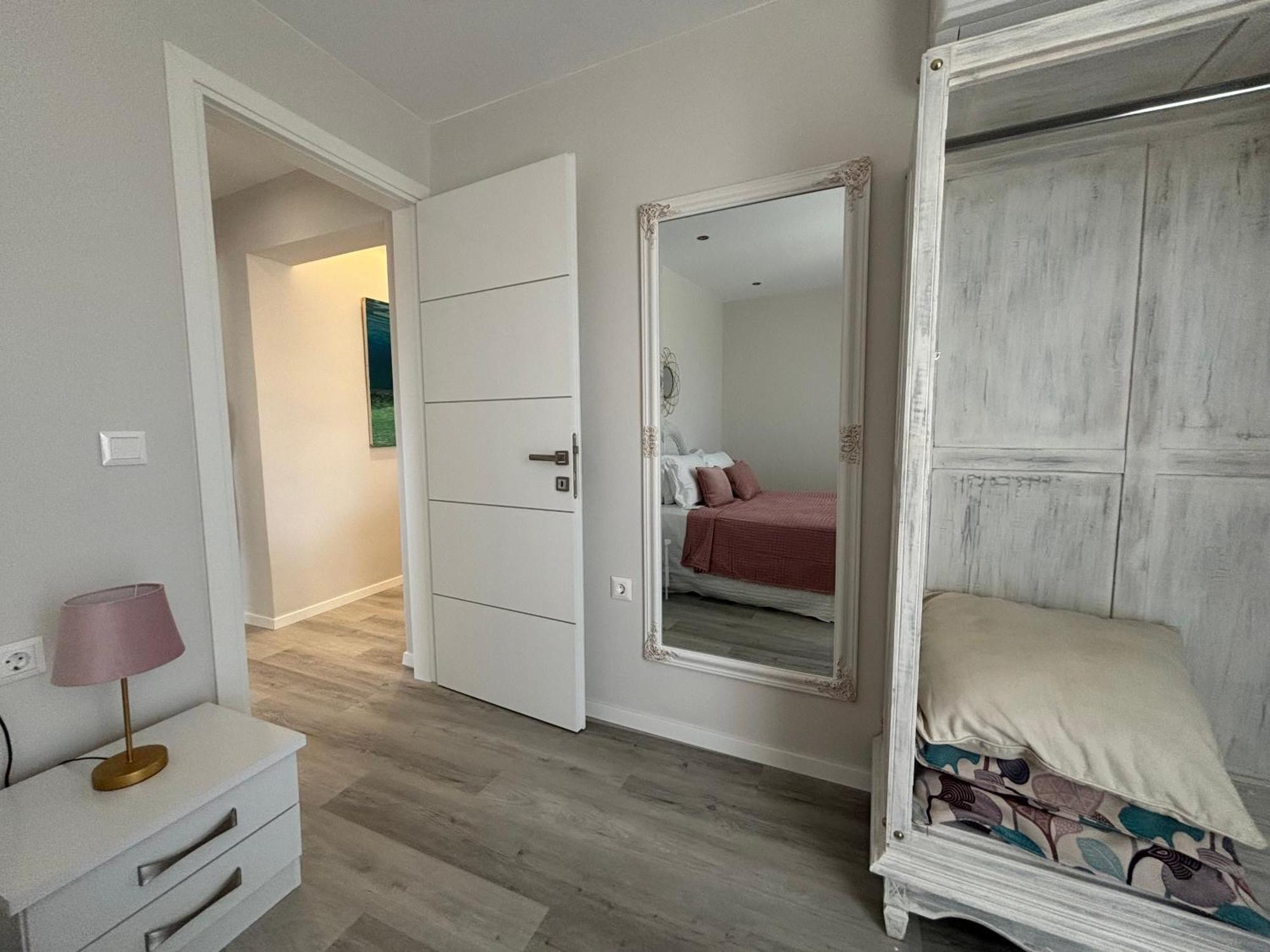 Mayflower Apartments Kassiopi Bagian luar foto