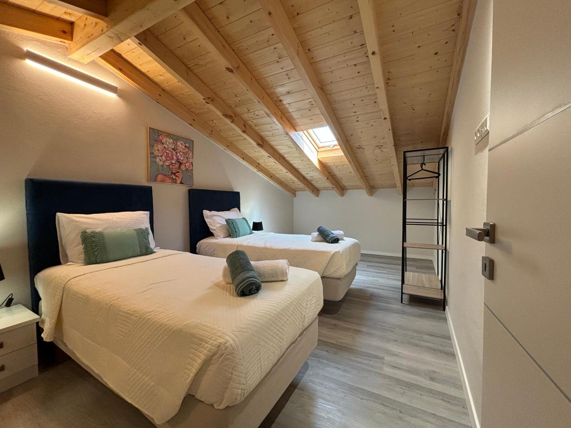 Mayflower Apartments Kassiopi Bagian luar foto