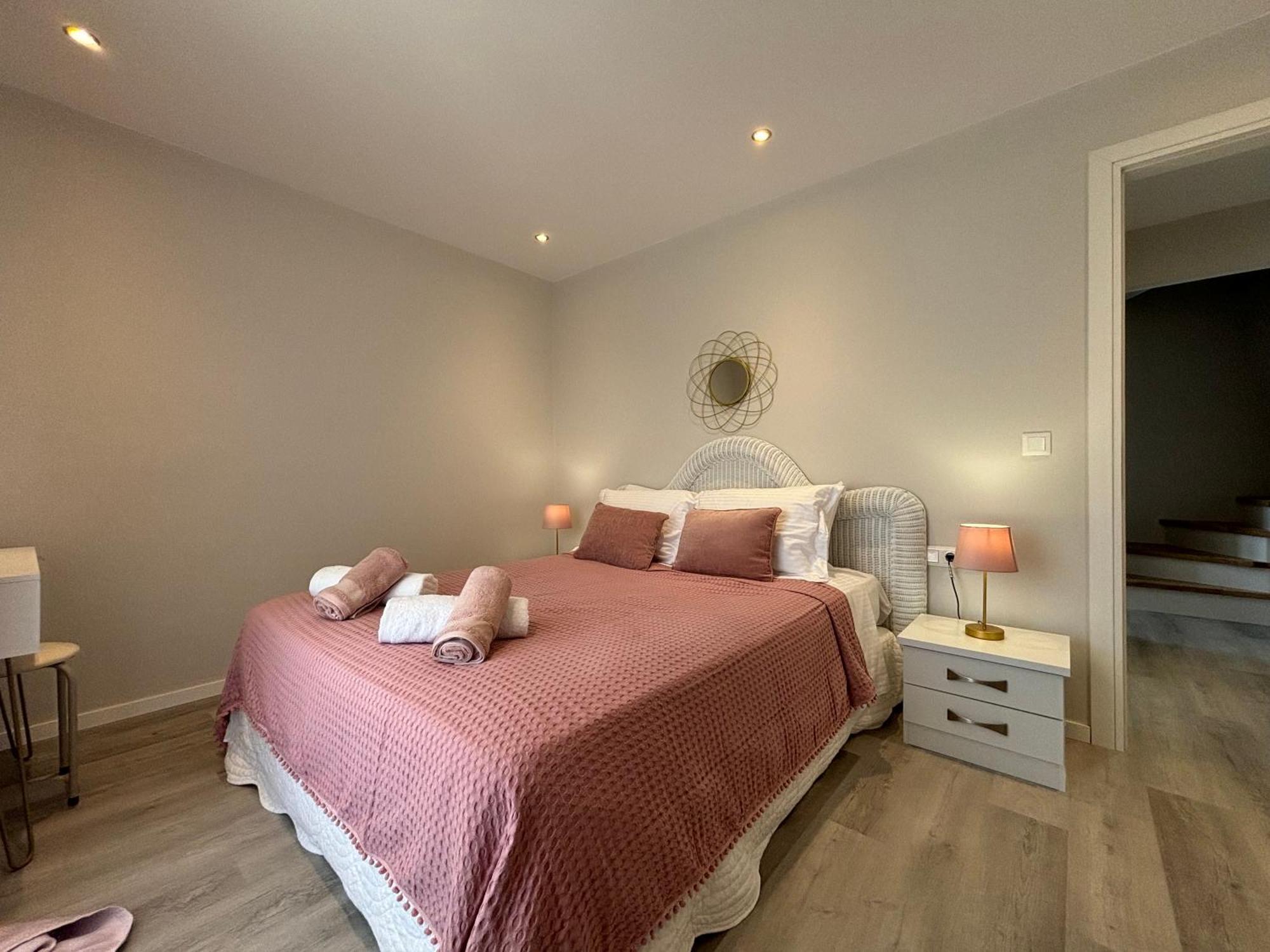Mayflower Apartments Kassiopi Bagian luar foto